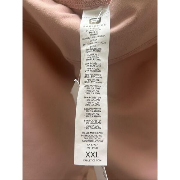 Amelia Capri - Picture 2 of 7